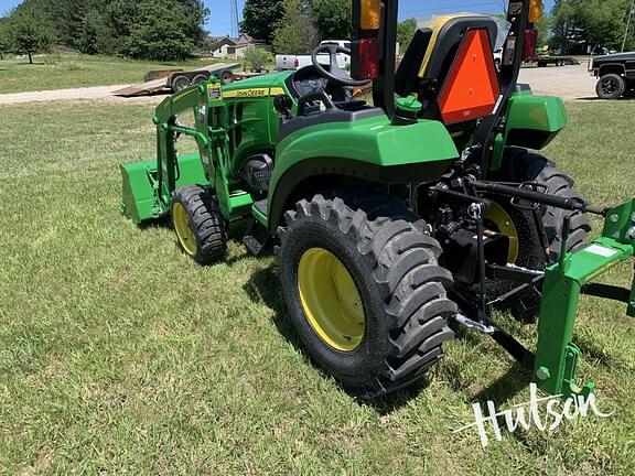 Image of John Deere 2038R equipment image 3