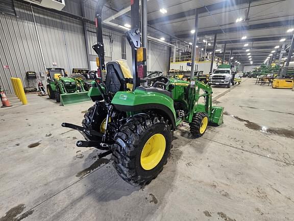 Image of John Deere 2038R equipment image 2