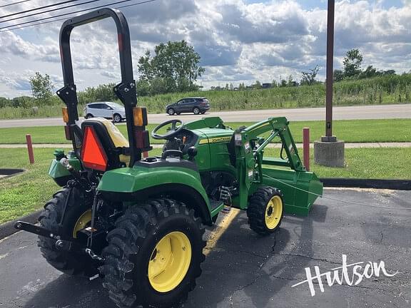 Image of John Deere 2038R equipment image 4