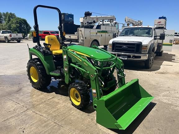 Image of John Deere 2038R equipment image 2