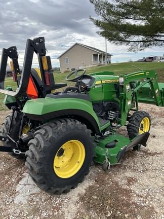 Image of John Deere 2038R equipment image 4