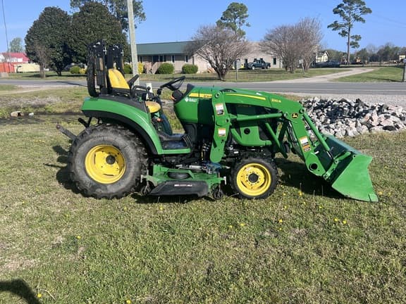 Image of John Deere 2038R equipment image 4