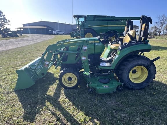 Image of John Deere 2038R equipment image 2
