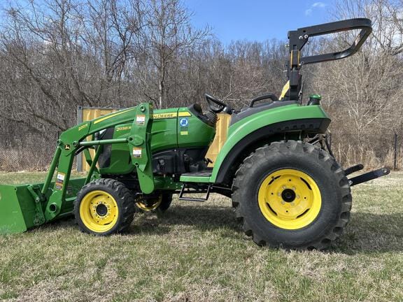 2023 John Deere 2038R Equipment Image0