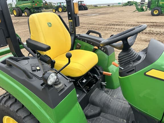 Image of John Deere 2038R equipment image 2