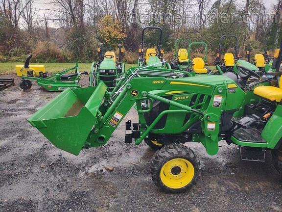 Image of John Deere 2038R equipment image 3