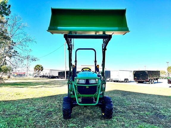 Image of John Deere 2038R equipment image 3