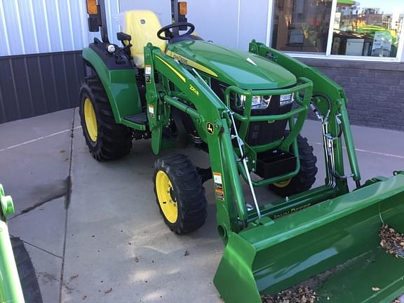 Image of John Deere 2038R equipment image 3