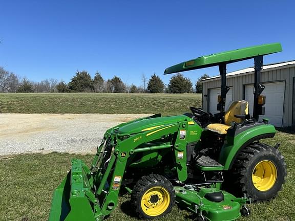 Image of John Deere 2038R equipment image 2