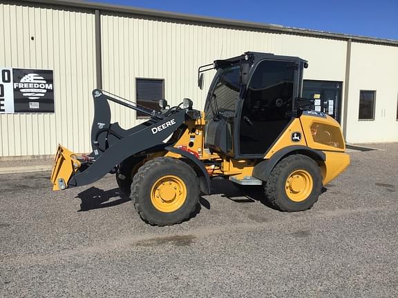 Image of John Deere 204G equipment image 2