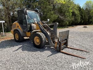 2023 John Deere 204G Image