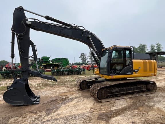 Image of John Deere 210P Primary image