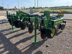 2023 John Deere 2100 Image