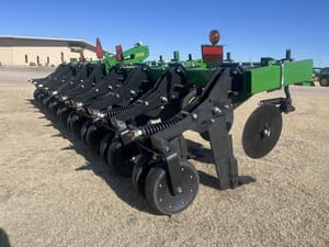 2023 John Deere 2100 Image