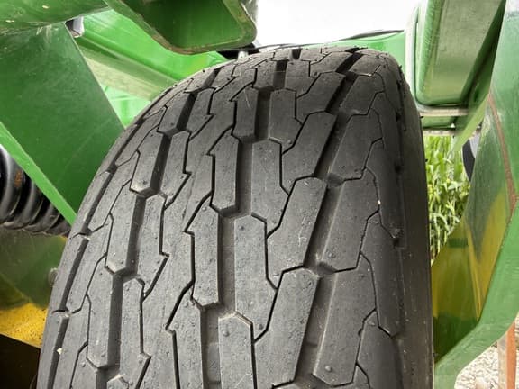 Image of John Deere 2100 equipment image 4