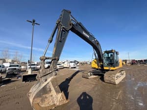 2023 John Deere 210GLC Image