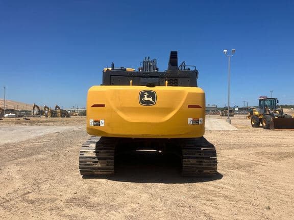 Image of John Deere 210P equipment image 2