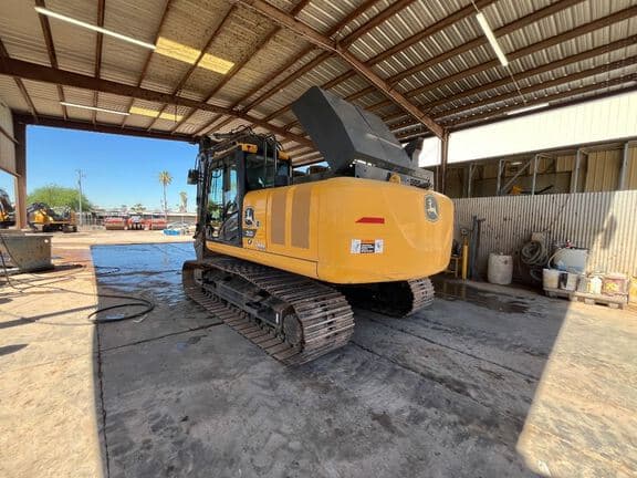 Image of John Deere 210P equipment image 1