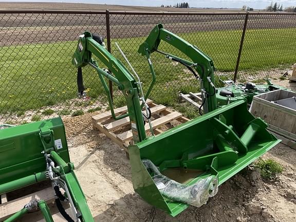 2023 John Deere 220R Equipment Image0