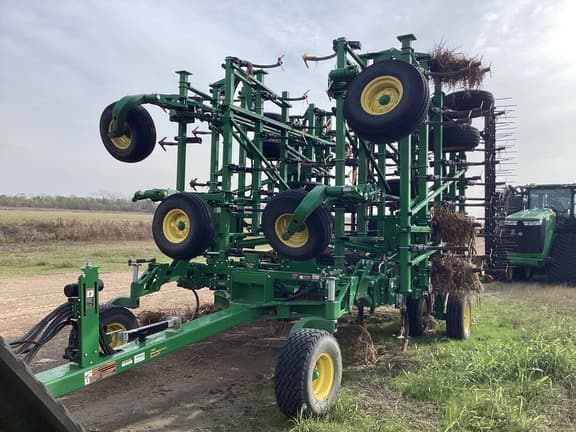 Image of John Deere 2230 equipment image 3