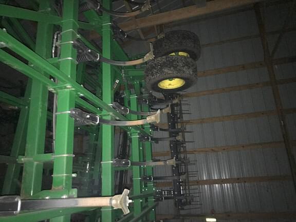 Image of John Deere 2230 equipment image 3