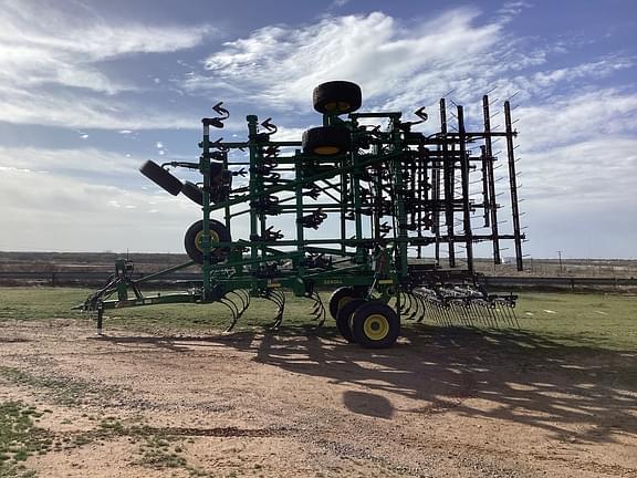 Image of John Deere 2230 equipment image 1