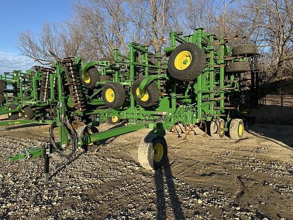 Image of John Deere 2230FH equipment image 1