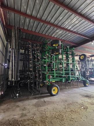 Image of John Deere 2230FH equipment image 2