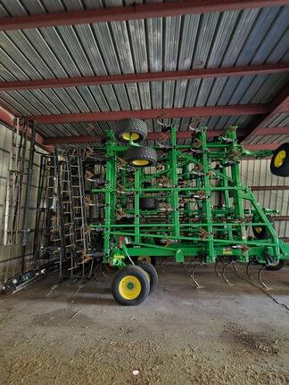 Image of John Deere 2230FH equipment image 1