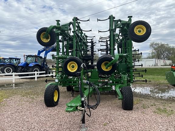 Image of John Deere 2230FH equipment image 1