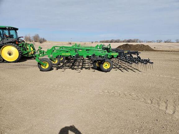 Image of John Deere 2230FH equipment image 1