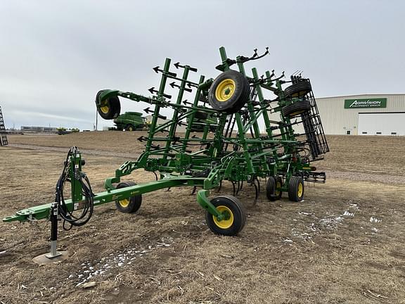 Image of John Deere 2230FH equipment image 1