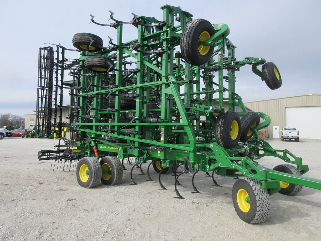 Main image John Deere 2230FH