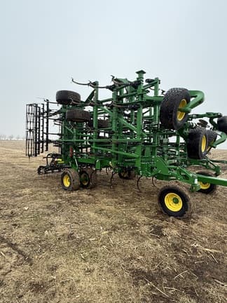 Image of John Deere 2230FH equipment image 4