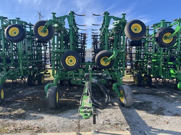 Image of John Deere 2230FH equipment image 1