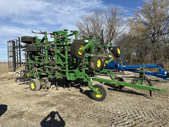 Image of John Deere 2230FH equipment image 1