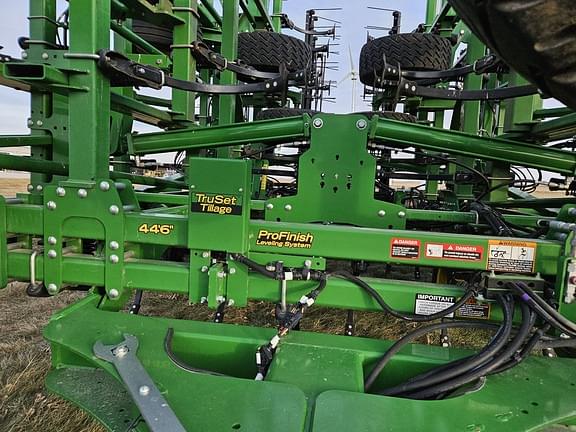 Image of John Deere 2230FH equipment image 1