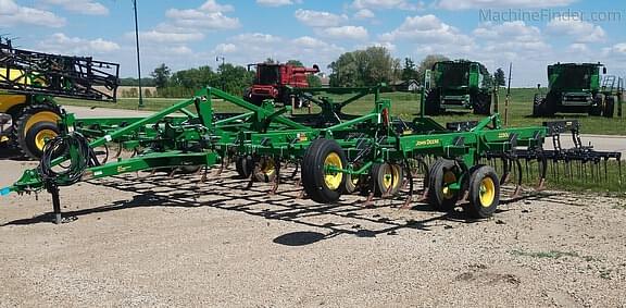 Image of John Deere 2230LL Primary image