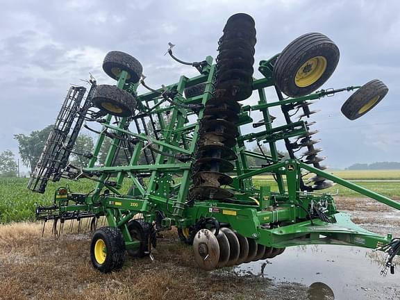 Image of John Deere 2330 Primary image