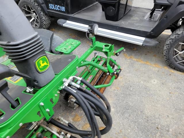 Image of John Deere 2400 equipment image 4