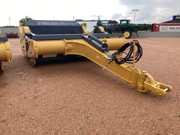 Image of John Deere 2412DE equipment image 4