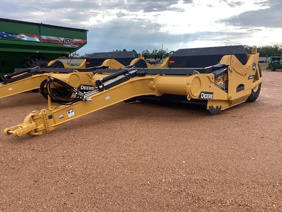 Image of John Deere 2412DE equipment image 2