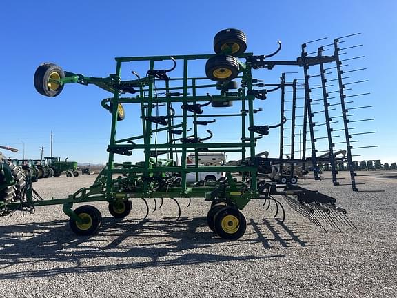 Image of John Deere 2430 equipment image 1