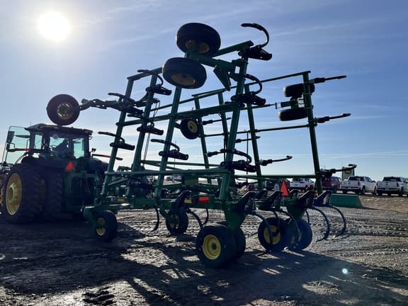 Image of John Deere 2430 equipment image 4
