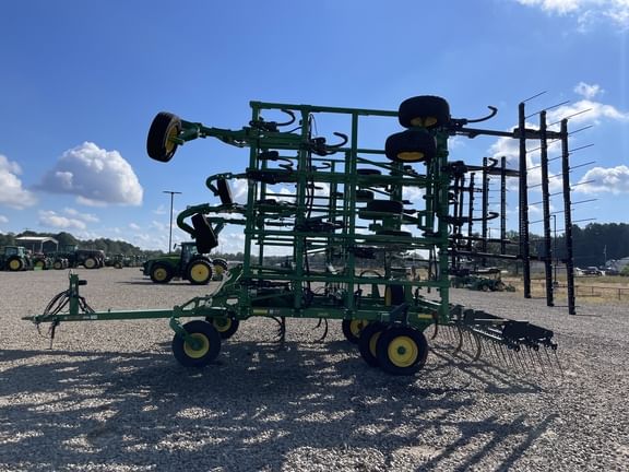 2023 John Deere 2430 Equipment Image0