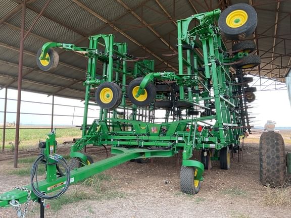 2023 John Deere 2430 Equipment Image0