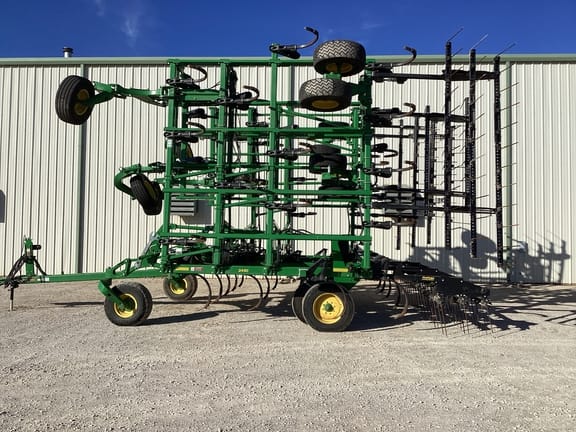 2023 John Deere 2430 Equipment Image0