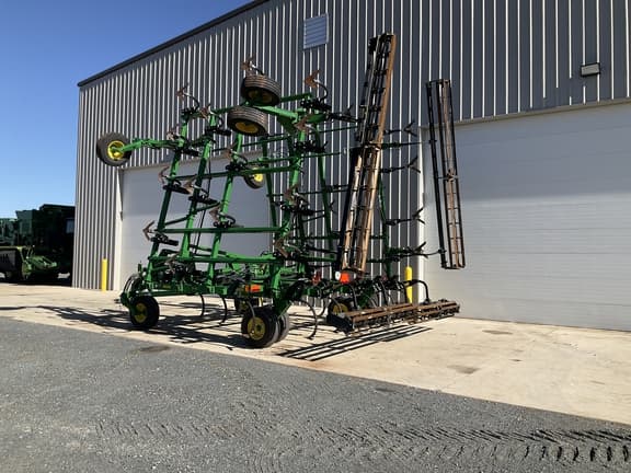 Image of John Deere 2430 equipment image 2