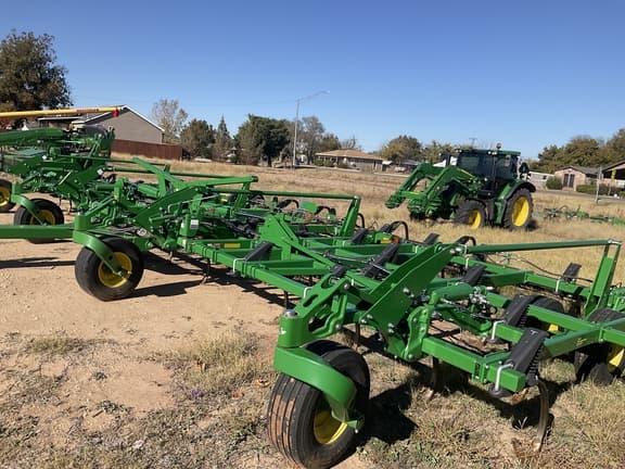 Image of John Deere 2430 equipment image 4