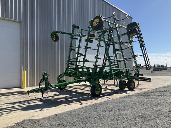 Image of John Deere 2430 equipment image 1